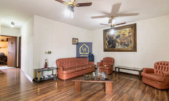 Imagem 4: Casa com 4 dormitórios (1 suíte) à venda. São 320 m² privativos por R$ 1.416.000 no bairro