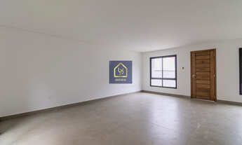 Imagem 3: Sobrado Triplex com 3 dormitórios (1 suite) à venda. São 145,00 m² por R$ 652.000 no bairr