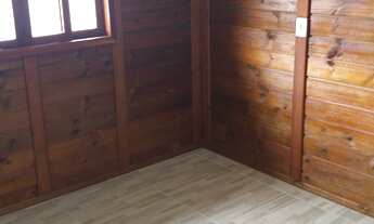 Imagem 6: Terreno com 4 Casas mistas, Madeira tratada e Alvenaria, com 2 quartos cada