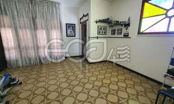 Imagem 3: Casa Padrão, 4 dormitórios na Rua Urquiza Leal