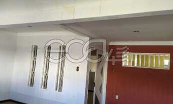 Imagem 2: Casa Padrão, 4 dormitórios na Rua Alessandro Santos De Santana