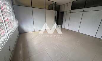 Imagem: Casa à venda com 4 quartos no Floresta