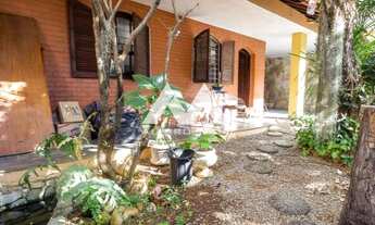 Imagem: Casa 8 quartos para locação no bairro