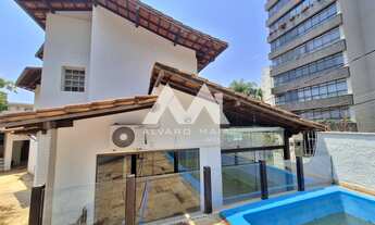 Imagem: Casa Alto Padrão - 5 quartos - Piscina