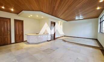 Imagem 4: Apartamento com 4 Quartos e 3 banheiros à Venda, 215 m² por R$ 1.600.000