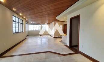 Imagem 3: Apartamento com 4 Quartos e 3 banheiros à Venda, 215 m² por R$ 1.600.000