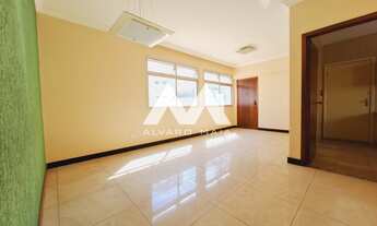 Imagem: Apartamento amplo extremamente conservado