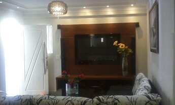 Imagem: Casa Sobreposta para Venda em Aparecida