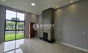 Imagem 3: Casa Nova de Alto Padrão com Piscina