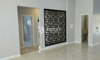 Imagem 4: Casa Nova de Alto Padrão com Piscina