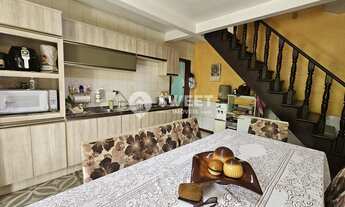 Imagem 5: Sobrado de Alvenaria com Piscina