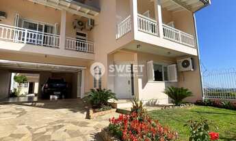 Imagem: Sobrado com 02 suítes