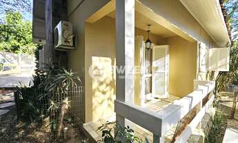 Imagem 3: Casa de Alvenaria com Piscina