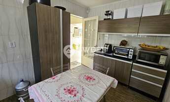 Imagem 7: Casa de Alvenaria com Piscina