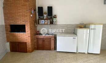 Imagem 6: Casa de Alvenaria com Piscina