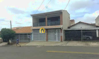 Imagem: Casa Assobradada no bairro Santa Barbara