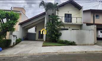 Imagem 2: Condomínio Constantino Matucci - Casa assobradada, com 3 quartos sendo uma suíte, em Condo