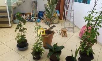 Imagem 7: Casa com dois quartos, sendo uma suíte e duas vagas coberta