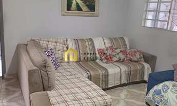 Imagem: Imóvel com 3 casas térreas Independentes