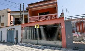 Imagem: Sobrado localizado no bairro Vila Barão