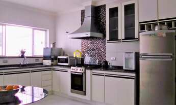 Imagem: Casa térrea com 03 quartos, sendo 01 suíte