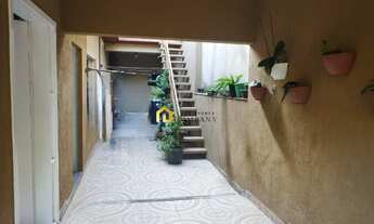 Imagem 4: Casa com dois quartos, sendo uma suíte, com duas vagas de garagem coberta