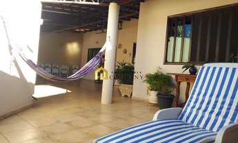 Imagem 3: Casa térrea, 3 dormitórios, 1 suítes, 3 banheiro, 3 vagas na garagem, 202M² de Área Constr