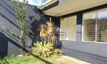 Imagem 2: Casa sobrado, excelente e adaptada para comércio, podendo considerar 07 salas