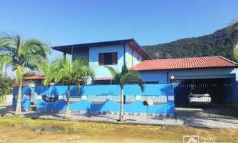 Imagem: Casa a venda no Perequê-Açú com 7 quartos