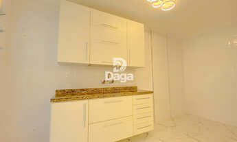 Imagem 4: Oportunidade Única no Centro de Florianópolis - 2 Dormitórios com Suíte