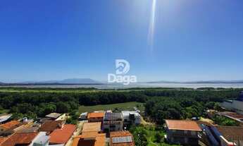 Imagem 2: Oportunidade de 3 Dormitórios com suíte na Costeira - Florianópolis/SC