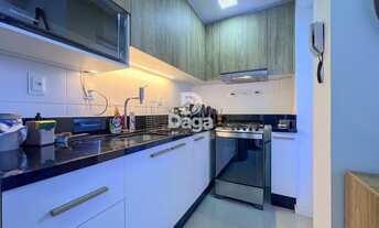 Imagem 7: Apartamento de 2 Dormitórios sendo 1 Suíte na Carvoeira, Florianópolis/SC