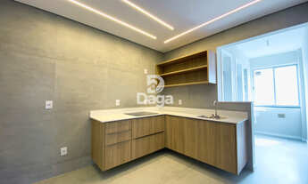 Imagem 2: Apartamento com Vaga de Garagem Coberta no coração do Centro de Florianópolis/SC