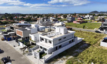 Imagem 5: Casa sobrado no bairro Campeche, em Florianópolis-SC
