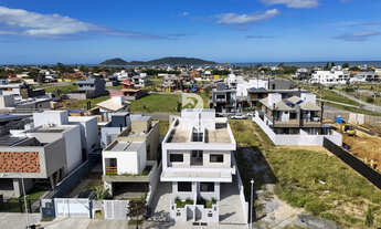 Imagem 6: Casa sobrado no bairro Campeche, em Florianópolis-SC