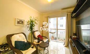 Imagem 4: Apartamento de 2 Dormitórios/ Sacada com churrasqueira na Trindade, Florianópolis/SC