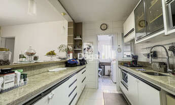 Imagem 2: 3 Dormitórios sendo suíte com 2 Vagas de garagem e Hobby Box no Itacorubi