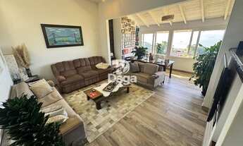 Imagem: Casa Alto Padrão com 5 Quartos no Centro