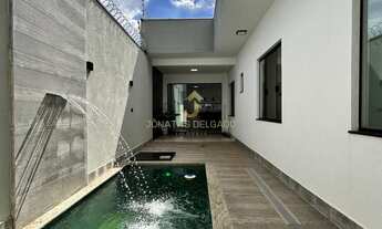 Imagem: Casa com piscina!