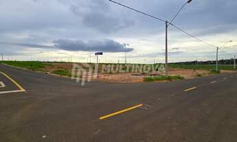 Imagem 2: Terreno no Complexo Eplenum