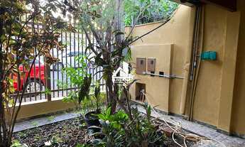 Imagem 6: CASA PADRÃO!, 4 dormitórios, 2 suíte, 3 banheiro, 3 vagas na garagem, 200M² de Área Constr