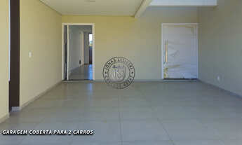 Imagem 3: Sobrado com Suíte e Amplo Terreno em Loteamento de Alto Padrão – Indaial/SC