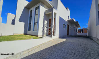 Imagem: Linda Casa com Suíte e Garagem para 3 Carros