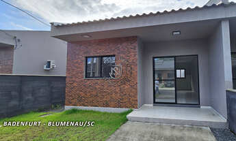 Imagem: Casa à Venda em Condomínio Fechado