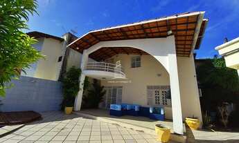 Imagem 2: CS2202-Casa Duplex com 5 suítes e piscina à venda no Parque Manibura