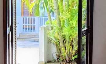 Imagem 6: Casa triplex lado praia em condomínio clube frente mar, terraço com vista para o mar e chu