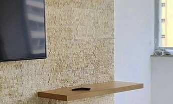 Imagem 2: Apartamento com 2 dormitórios climatizados sendo 1 suíte, lazer no condomínio á menos de 1