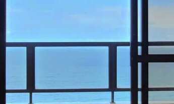 Imagem 2: Apartamento com 3 dormitórios, sacada vista mar na Praia de Pitangueiras - Guarujá/SP