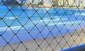 Imagem 2: Apartamento alto padrão com acesso a sacada frente mar, 2 dormitórios climatizados sendo 1