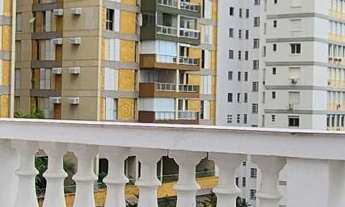 Imagem 2: COBERTURA PENTHOUSE com 4 dormitórios climatizadas sendo 1 suíte, acesso a sacada com vist